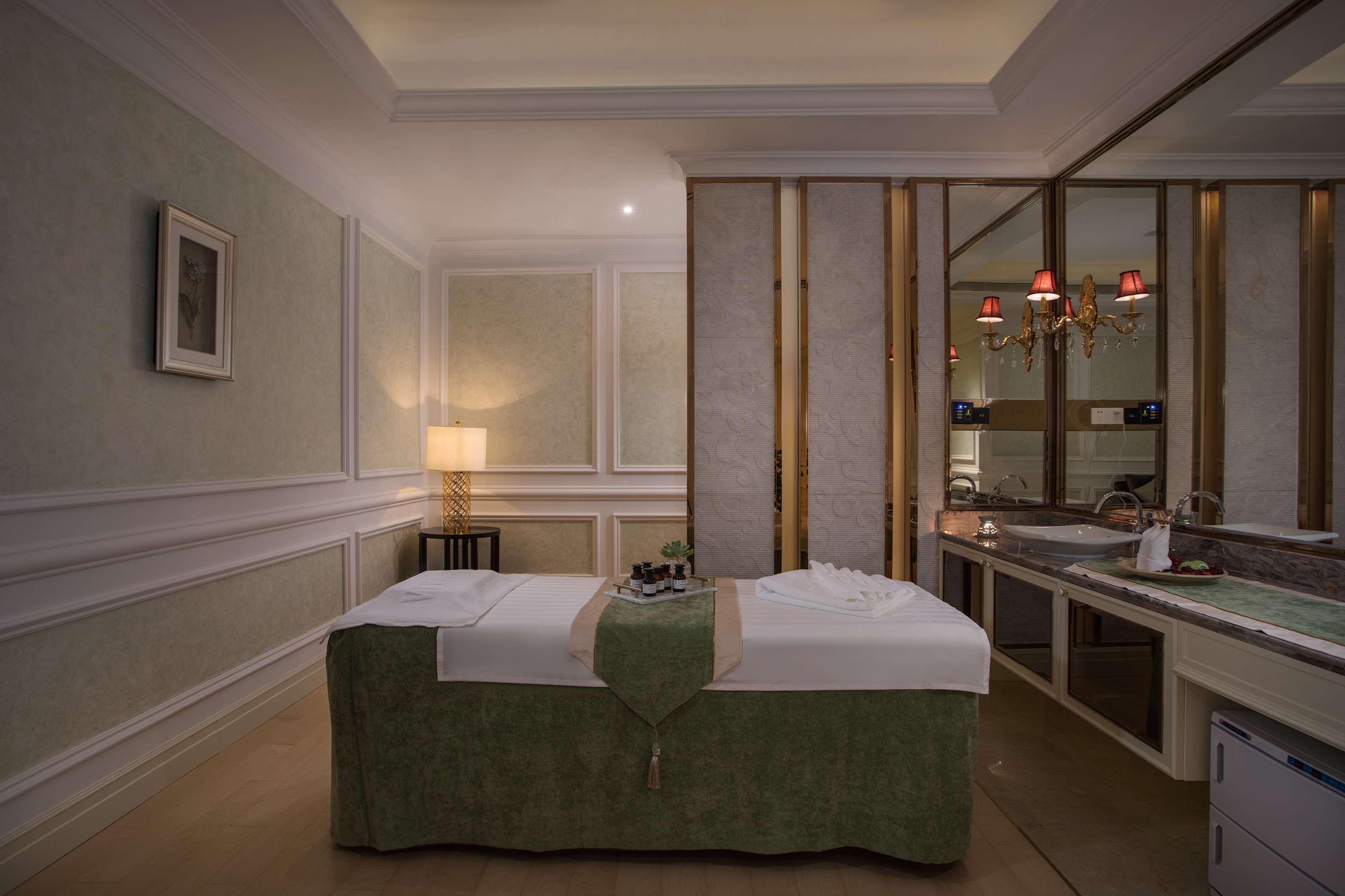 Radisson Blu Forest Manor Shanghai Hongqiao - Near Necc Esterno foto